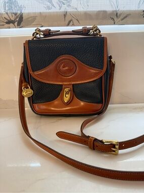 Dooney & Bourke All-Weather Square Carrier 1990’s vintage Navy made in USA